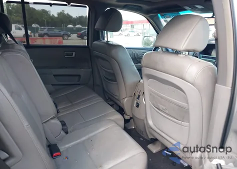 2009 Honda Pilot Touring z USA, uszkodzony, nr VIN 5FNYF38849B027634